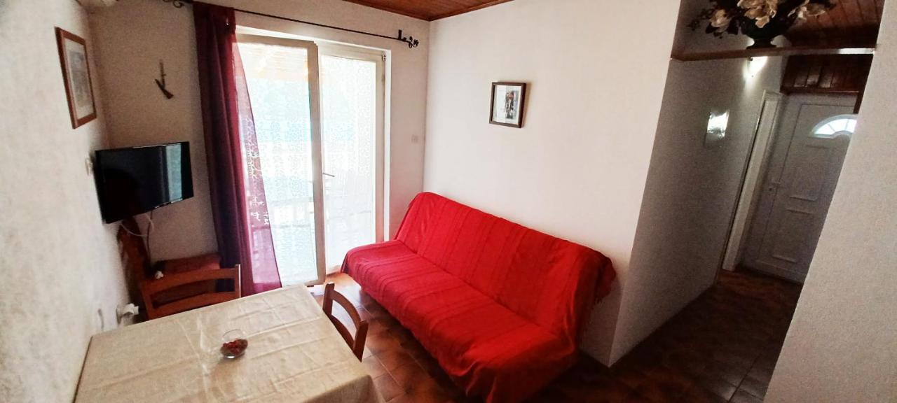 Apartments Carmen Vinisce ภายนอก รูปภาพ